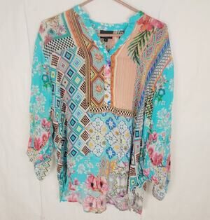 Shana blue floral patchwork long sleeve top Size Large Boho Tropical Retro